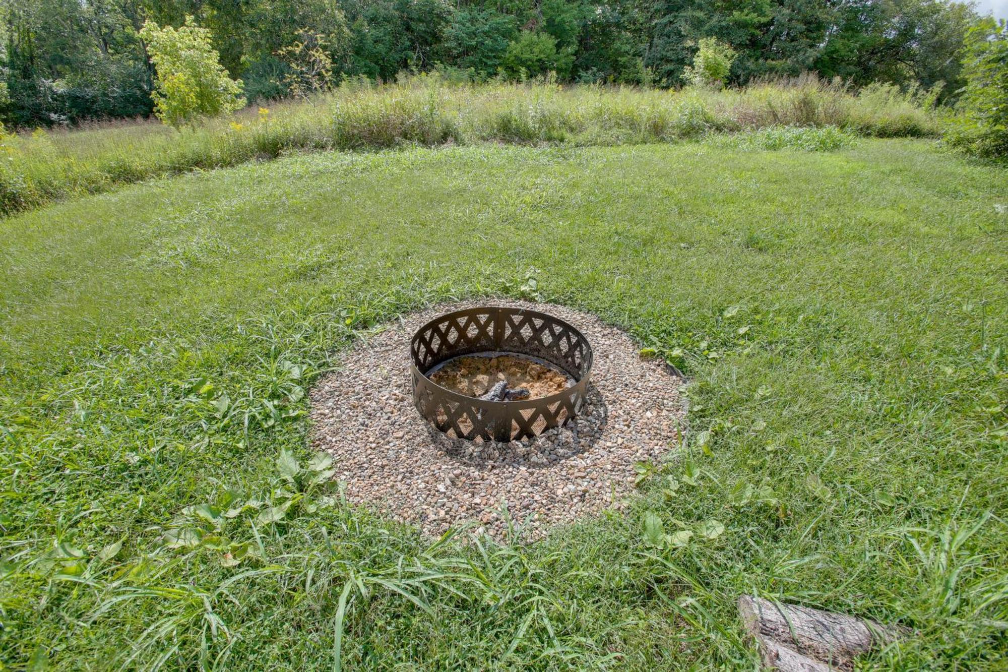 فيلا Albany Family Lake Getaway Near State Parks! المظهر الخارجي الصورة